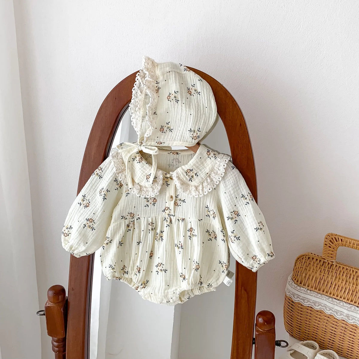 Lace Collar Baby Girl Romper with Bonnet, Cream Floral Long Sleeve Bubble One-Piece and Matching Hat for Spring Photos, Sizes 66-90