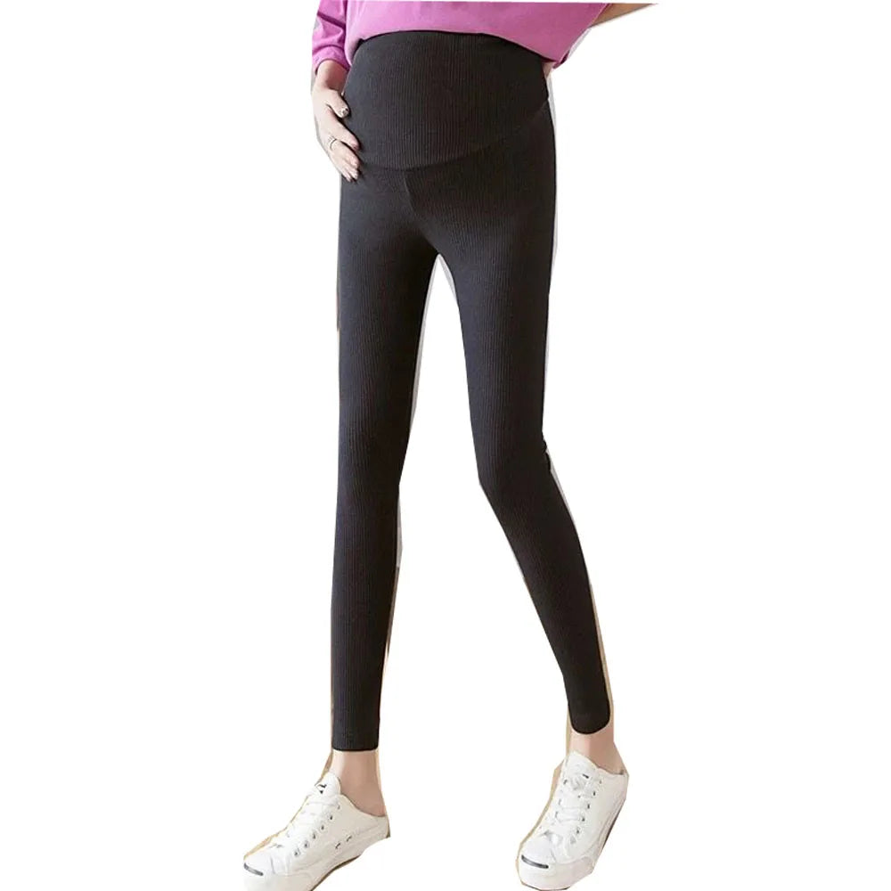 Maternity Denim Jeans with Over-Belly Panel, Blue Pregnancy Pants with Frayed Hem Styling, M-2XL Options for Everyday Casual Outfits