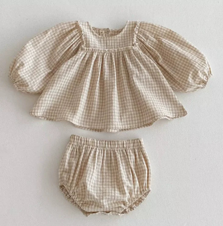 Baby Girl Bloomer Outfit Set with Vintage Lace Embroidery, Long Sleeve Cotton Top and Matching Shorts for Infants and Toddlers