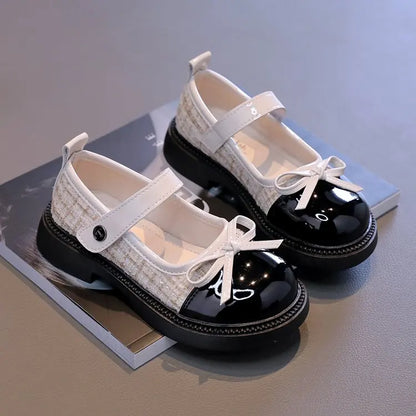 Girls Patchwork Mary Jane Shoes with Bow Detail, Glossy Round Toe and Textured Panels in Black or Beige for Spring Fall Dressy Outfits