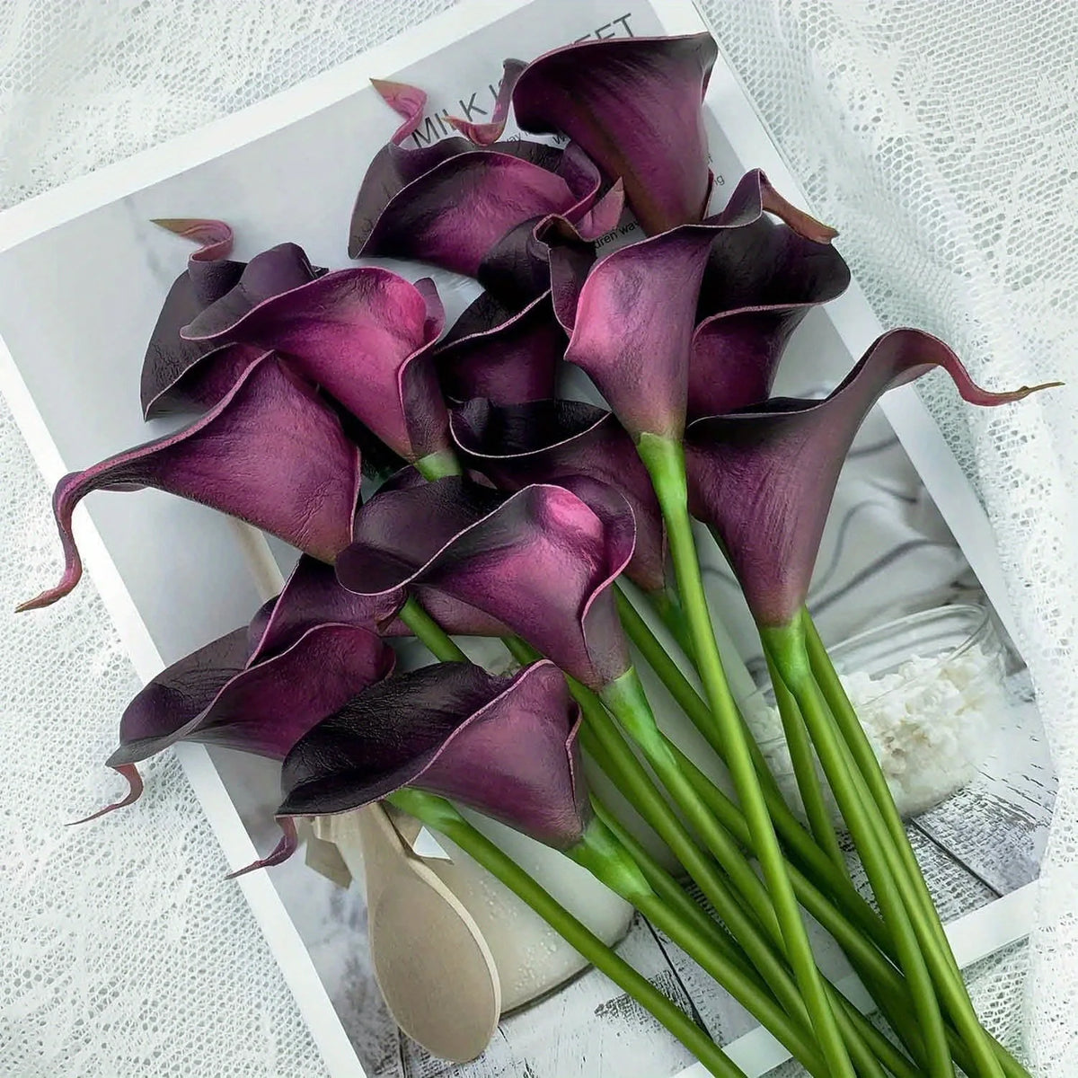 Artificial Calla Lily Flowers for Bridal Bouquets, Faux Floral Stems in Burgundy, Light Purple or White for Wedding and Home Table Decor