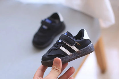 Toddler Twin Stripe Strap Sneakers with Faux PU Uppers and Lace Details, Black, Beige or Green Casual Shoes for Boys and Girls, 11.8-16 cm Inner Lengths