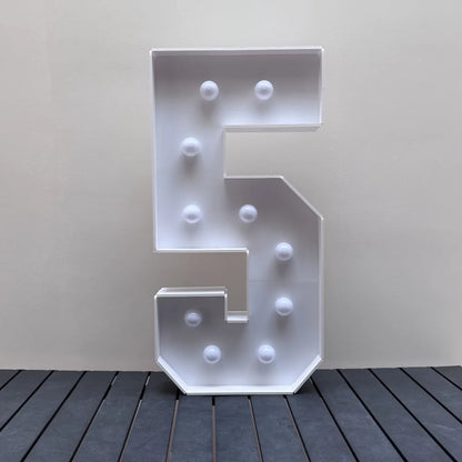 Light Up Marquee Numbers, 73 cm White KT Board Frames with Lights and Support Brackets for Birthday Backdrops and Anniversary Displays