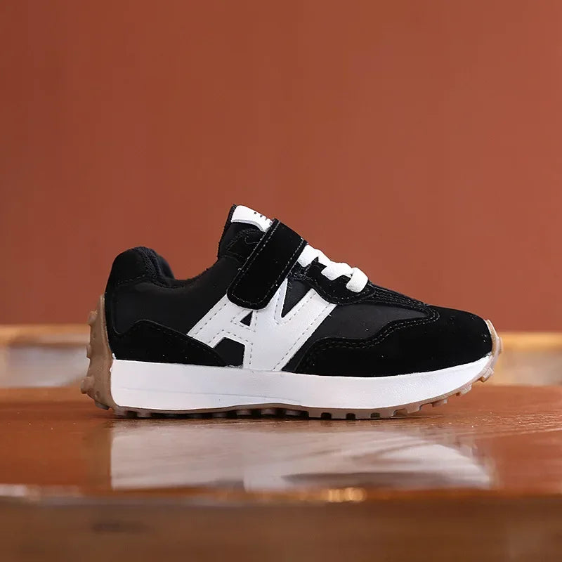 Kids Retro-Style Low-Top Sneakers with Adjustable Strap, Lace Detailing and Contrast Panels in Black, Beige or Green for Spring Fall Outfits