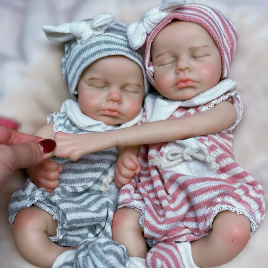 Solid Silicone Reborn Doll, LouLou Sleeping Boy or Girl with Open-Mouth Design, Painted Bald Head, Outfit and Bottle, 31–33 cm