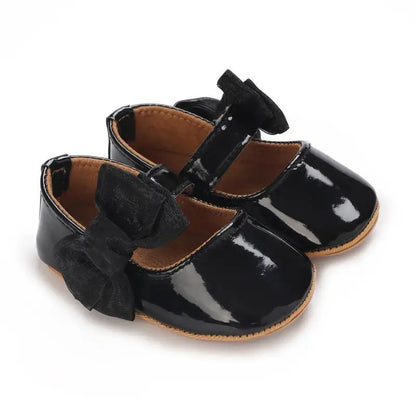 Baby Girl Mary Jane Shoes with Bow Detail and Glossy Finish, Round-Toe Infant Dress Flats for Spring Outfits, Parties and Photos, 0-18 Months