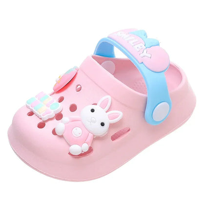 Toddler Bunny and Bear Clogs with Cartoon Decorations, Ventilation Holes and Pivoting Heel Strap for Boys and Girls Casual Summer Outfits, Inner Lengths 12–17 cm