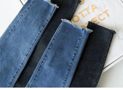 Maternity Denim Jeans with Over-Belly Panel, Blue Pregnancy Pants with Frayed Hem Styling, M-2XL Options for Everyday Casual Outfits