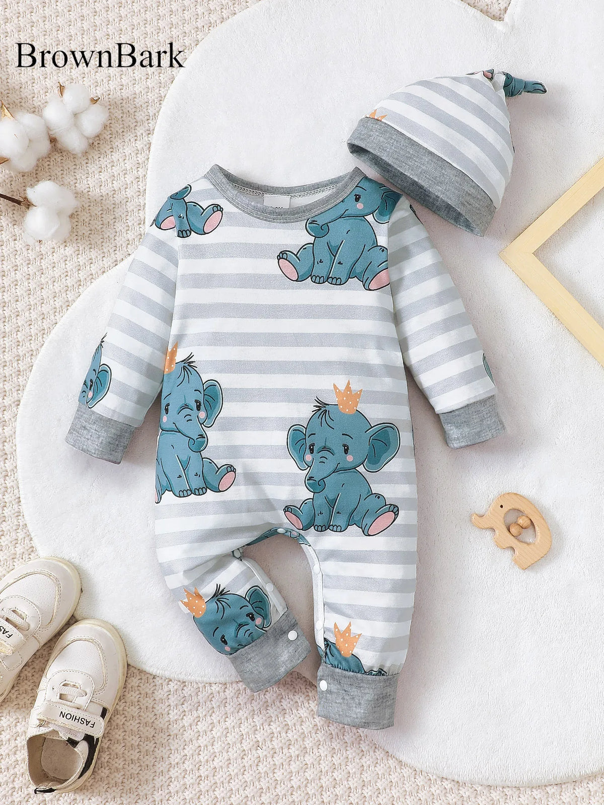 Bear Print Infant Romper with Long Sleeves and Front Fastenings, Contrast Trim and Footless Cuffs for Everyday Baby Outfits, Sizes 1-18 Months