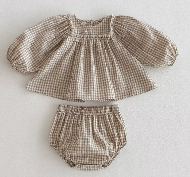 Baby Girl Bloomer Outfit Set with Vintage Lace Embroidery, Long Sleeve Cotton Top and Matching Shorts for Infants and Toddlers