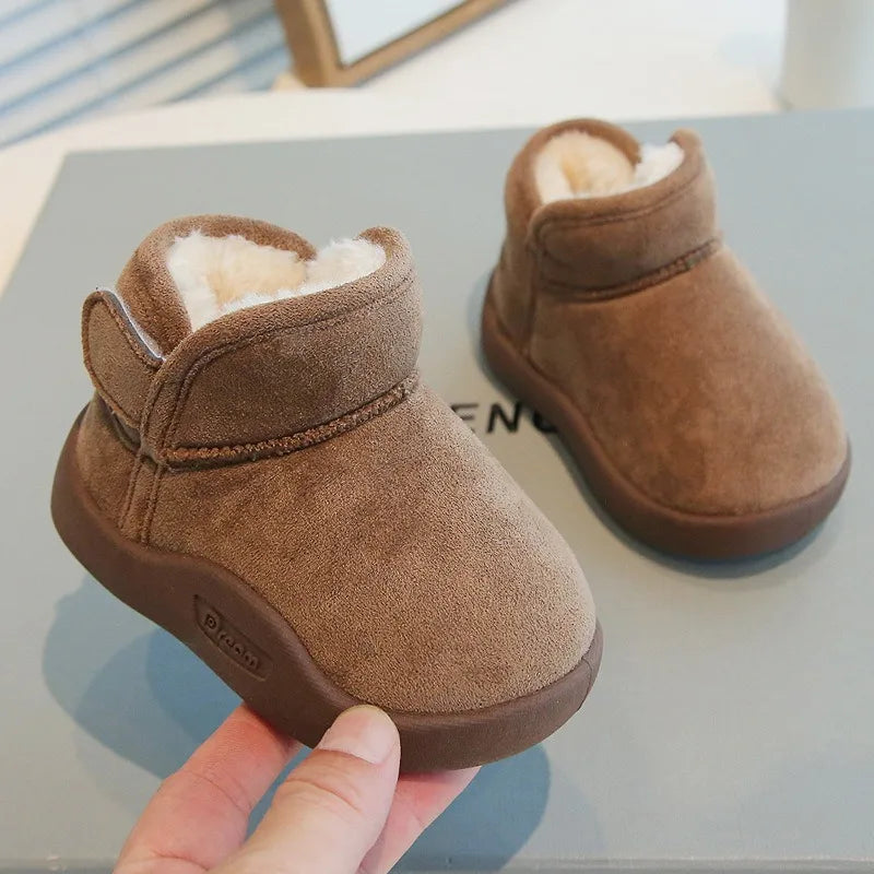 Toddler Plush-Lined Short Boots with Rounded Toe and Cuff Detail, Brown, Black, Pink or Beige Winter Shoes for Boys and Girls, CN15-24