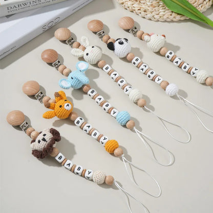 Custom Name Pacifier Clip with Crochet Animal Detail, Beech Wood Holder and Letter Beads, Personalized Baby Shower Gift for Everyday Outings