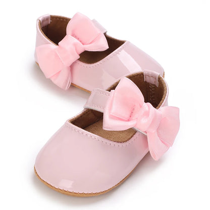 Baby Girl Mary Jane Shoes with Bow Detail and Glossy Finish, Round-Toe Infant Dress Flats for Spring Outfits, Parties and Photos, 0-18 Months