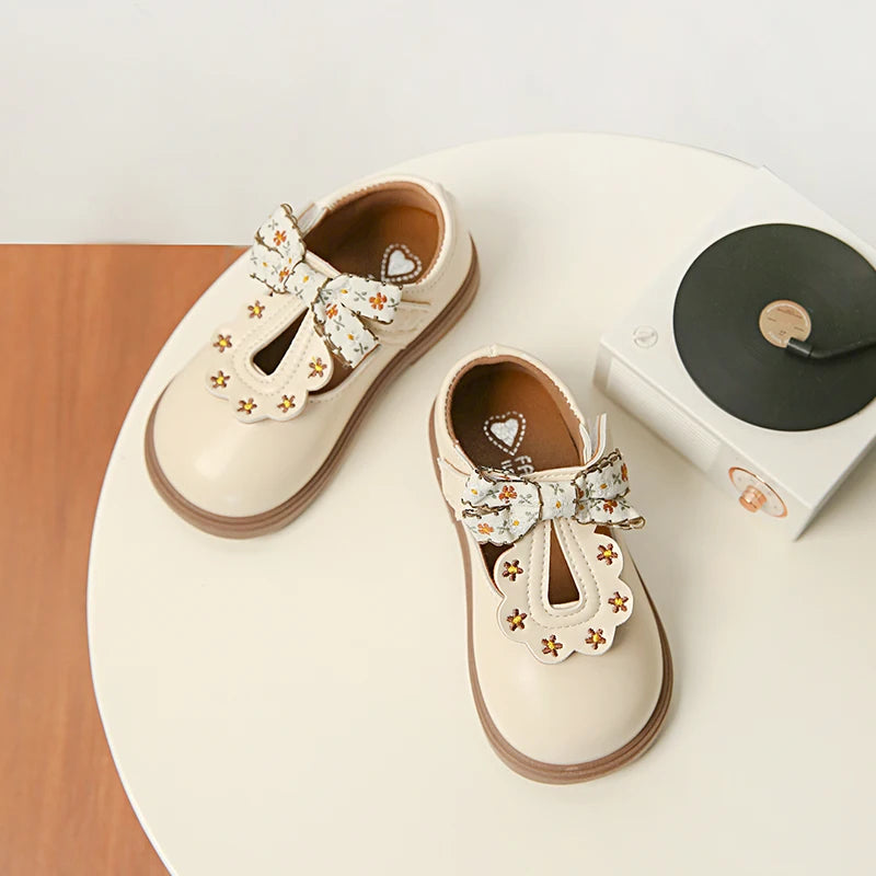 Girls Floral Bow T-Strap Shoes with Scalloped Flower Details and Round Toe, Black or Beige Dress Flats for School Outfits, Parties and Photos