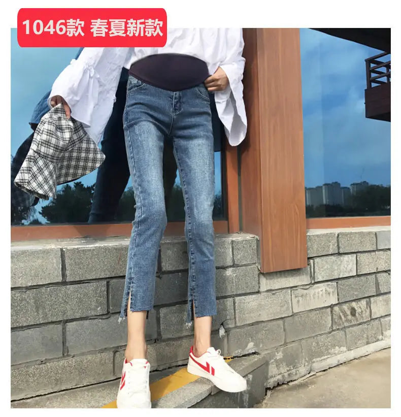 Maternity Denim Jeans with Over-Belly Panel, Blue Pregnancy Pants with Frayed Hem Styling, M-2XL Options for Everyday Casual Outfits