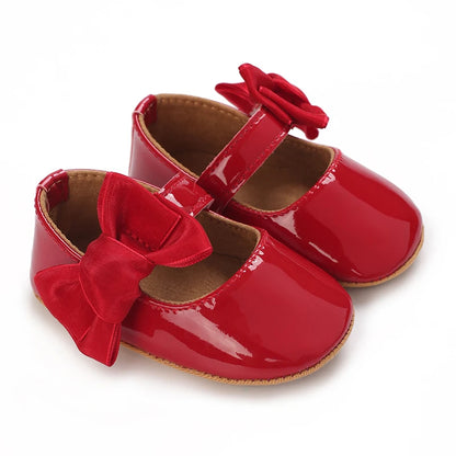 Baby Girl Mary Jane Shoes with Bow Detail and Glossy Finish, Round-Toe Infant Dress Flats for Spring Outfits, Parties and Photos, 0-18 Months