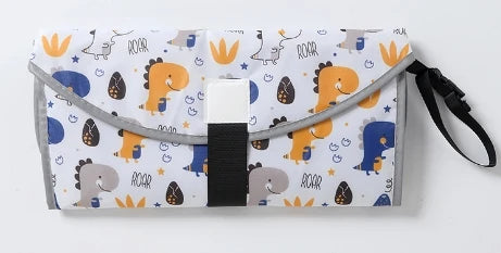 Portable Diaper Changing Mat 64 x 70 cm in Oxford Fabric and Tarpaulin, Waterproof Foldable Baby Change Pad for Diaper Bags and Everyday Outings