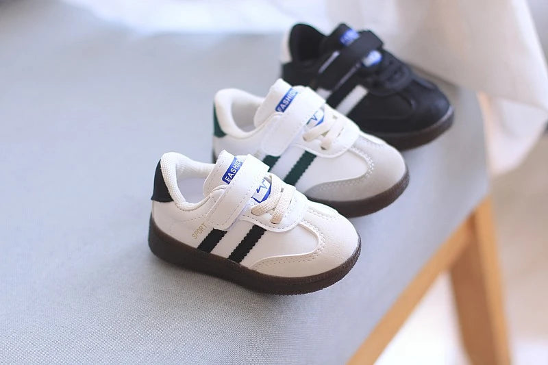 Toddler Twin Stripe Strap Sneakers with Faux PU Uppers and Lace Details, Black, Beige or Green Casual Shoes for Boys and Girls, 11.8-16 cm Inner Lengths