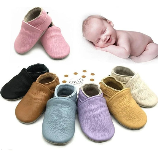 Baby Prewalker Leather Moccasins with Soft Soles, Lightweight Crib Shoes for Infant Boys and Girls, Everyday Outfits and Family Visits, 0-24 Months