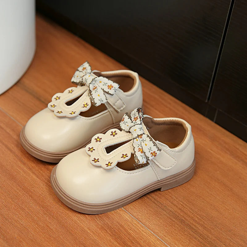 Girls Floral Bow T-Strap Shoes with Scalloped Flower Details and Round Toe, Black or Beige Dress Flats for School Outfits, Parties and Photos