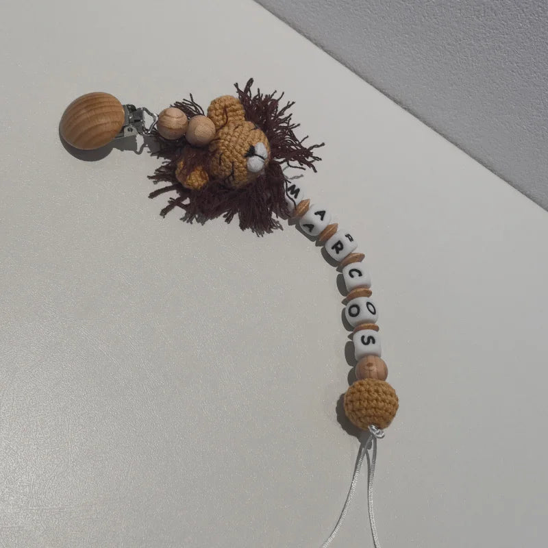 Custom Name Pacifier Clip with Crochet Animal Detail, Beech Wood Holder and Letter Beads, Personalized Baby Shower Gift for Everyday Outings