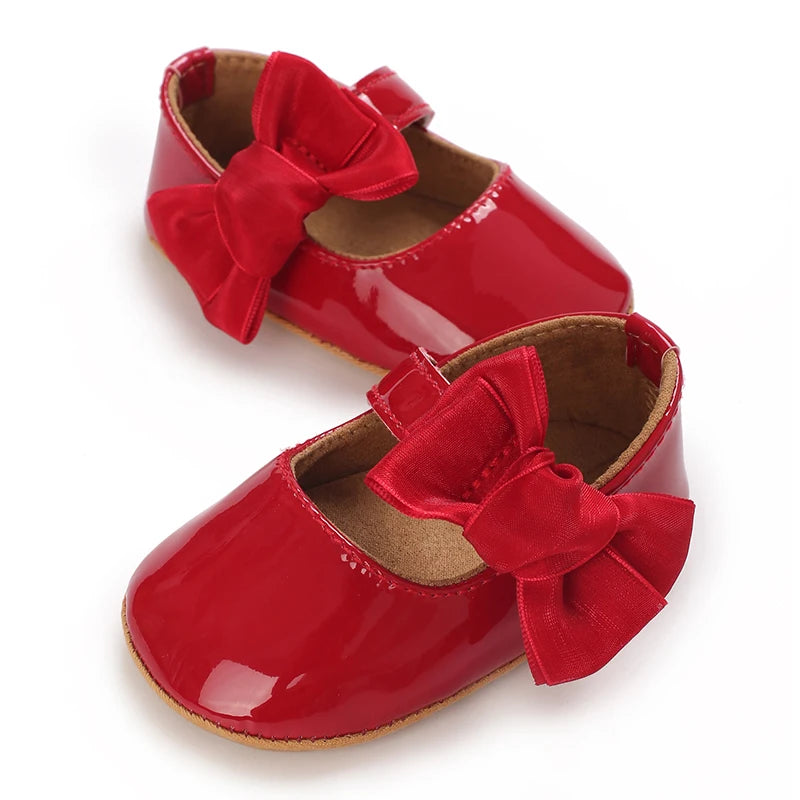 Baby Girl Mary Jane Shoes with Bow Detail and Glossy Finish, Round-Toe Infant Dress Flats for Spring Outfits, Parties and Photos, 0-18 Months