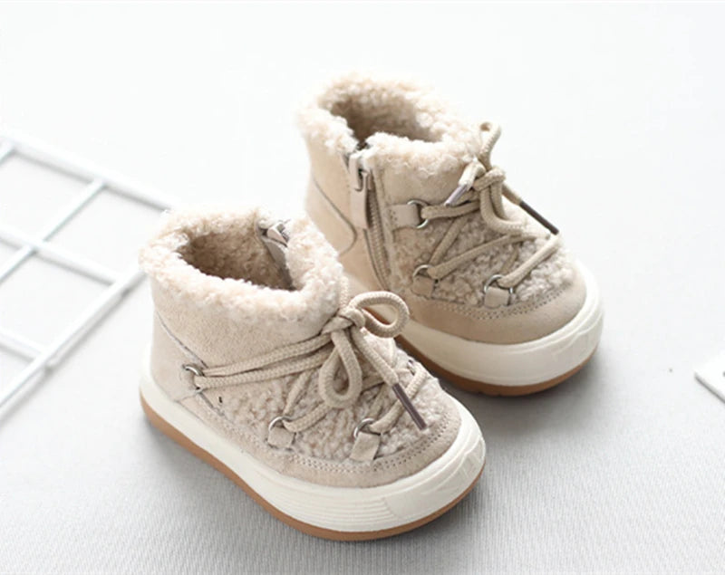 Toddler Plush Panel Lace-Up Boots with Rubber Soles and Cozy Cuffs, Beige, Black or Pink Winter Ankle Shoes for Boys and Girls, 12-15.5 cm Insoles