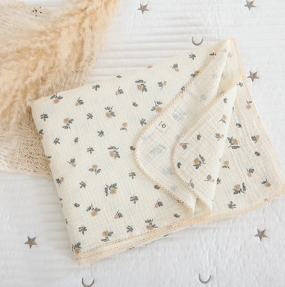 Large Muslin Baby Blanket, 150 x 120 cm Two-Layer Cotton Receiving Wrap with Floral Prints and Decorative Scalloped Edges for Supervised Cuddles