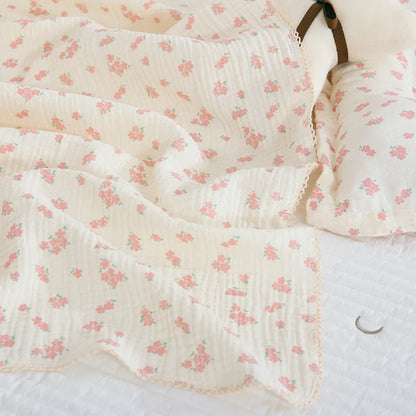 Large Muslin Baby Blanket, 150 x 120 cm Two-Layer Cotton Receiving Wrap with Floral Prints and Decorative Scalloped Edges for Supervised Cuddles