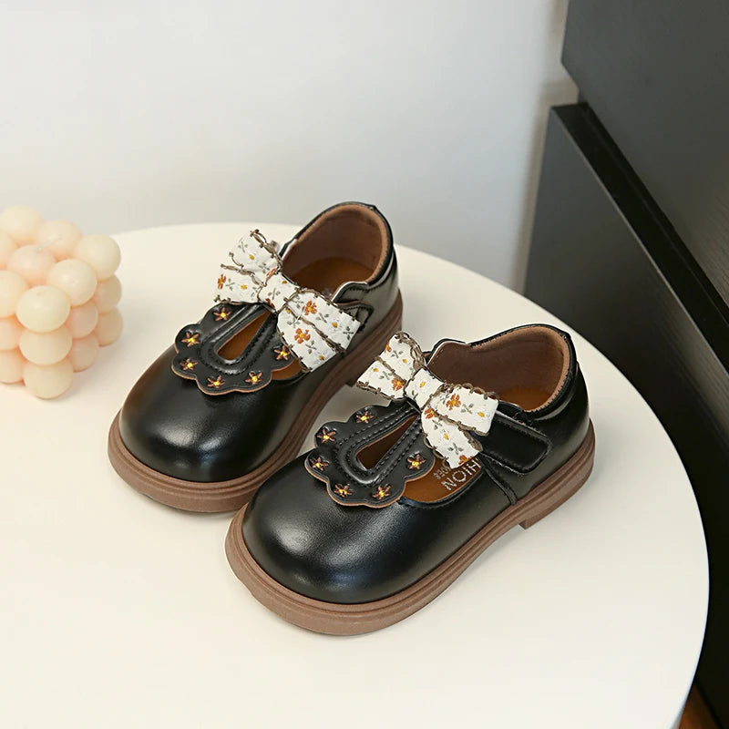 Girls Floral Bow T-Strap Shoes with Scalloped Flower Details and Round Toe, Black or Beige Dress Flats for School Outfits, Parties and Photos
