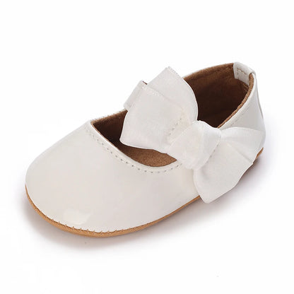 Baby Girl Mary Jane Shoes with Bow Detail and Glossy Finish, Round-Toe Infant Dress Flats for Spring Outfits, Parties and Photos, 0-18 Months