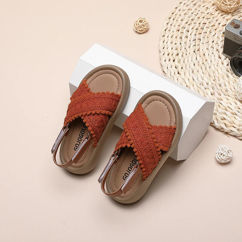 Girls Cross Strap Sandals with Textured Trim and Open Toe Design, Brown or Beige Retro Summer Shoes for Casual Outfits and Vacation Photos