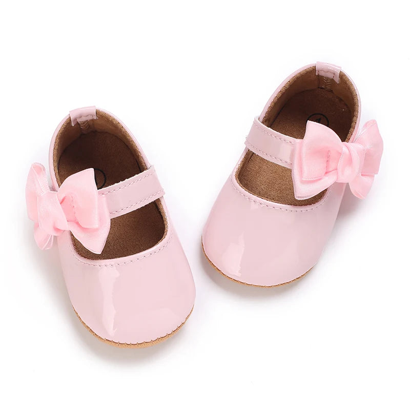 Baby Girl Mary Jane Shoes with Bow Detail and Glossy Finish, Round-Toe Infant Dress Flats for Spring Outfits, Parties and Photos, 0-18 Months