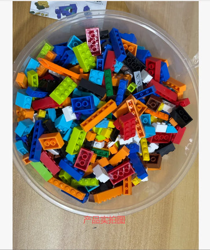 Creative Building Brick Set, 300 or 500 Colorful DIY Pieces for Open-Ended Construction, City Scenes, Counting and Shape Sorting Play