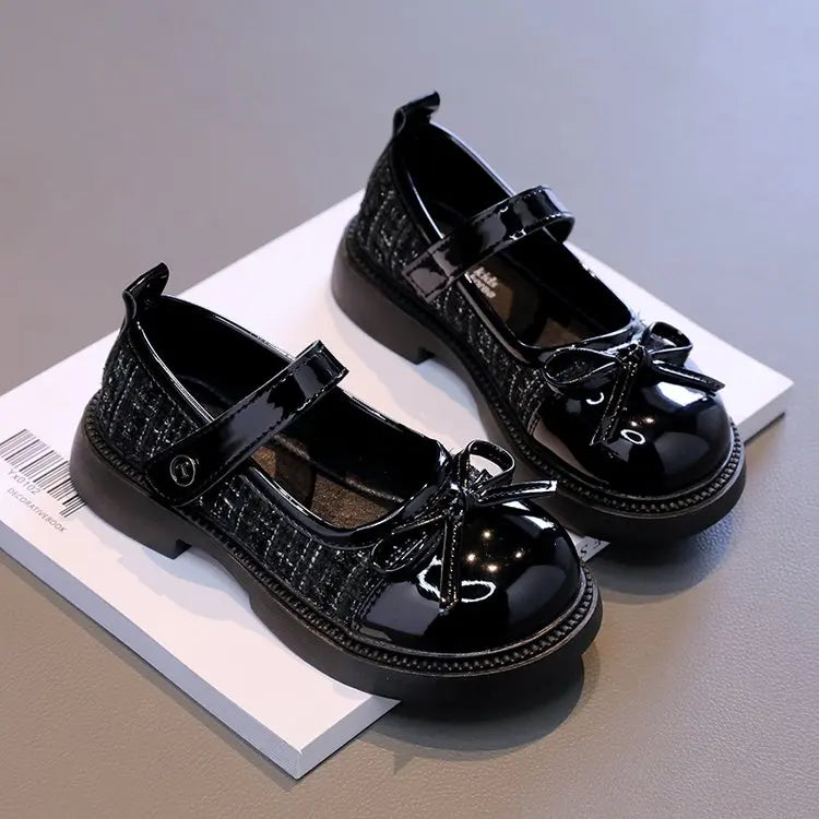Girls Patchwork Mary Jane Shoes with Bow Detail, Glossy Round Toe and Textured Panels in Black or Beige for Spring Fall Dressy Outfits