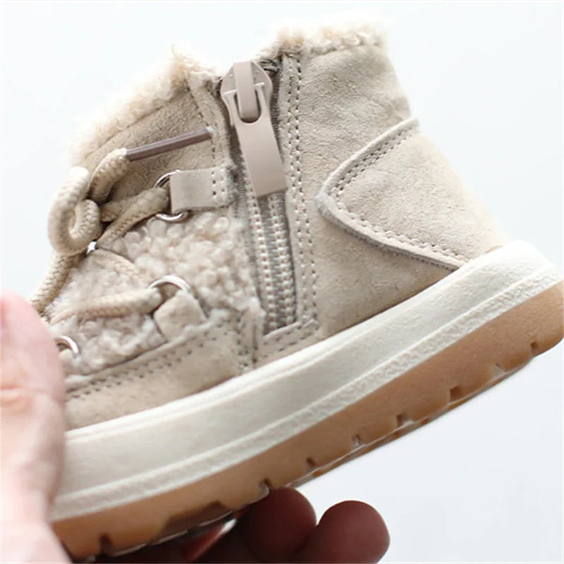 Toddler Plush Panel Lace-Up Boots with Rubber Soles and Cozy Cuffs, Beige, Black or Pink Winter Ankle Shoes for Boys and Girls, 12-15.5 cm Insoles