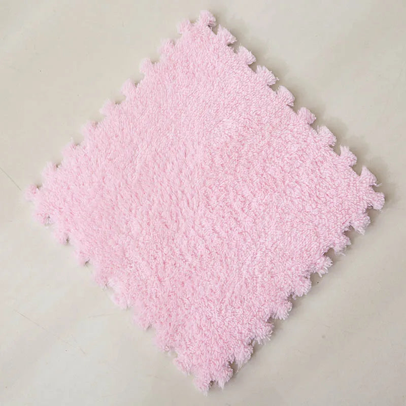 Interlocking Carpet Floor Tiles, Plush 30 cm EVA Foam Puzzle Squares with 1 cm Cushioning for Nursery Corners and Kids Indoor Playrooms