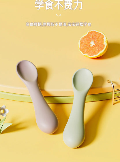 Bear-Shaped Silicone Baby Plate with Lid, Anti-Slip Feeding Dish with Raised Sides for Supervised Infant and Toddler Meals in Four Colors