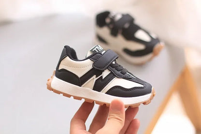 Toddler Hook and Loop Sneakers with Contrast Panels, Lightweight Breathable Soft-Sole Sports Shoes in Grey, Beige or Black for Everyday Casual Wear