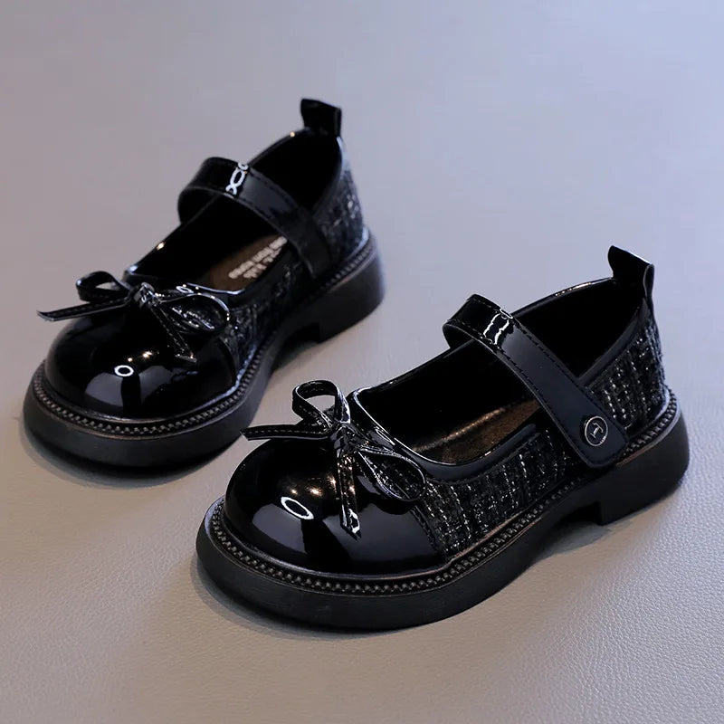 Girls Patchwork Mary Jane Shoes with Bow Detail, Glossy Round Toe and Textured Panels in Black or Beige for Spring Fall Dressy Outfits
