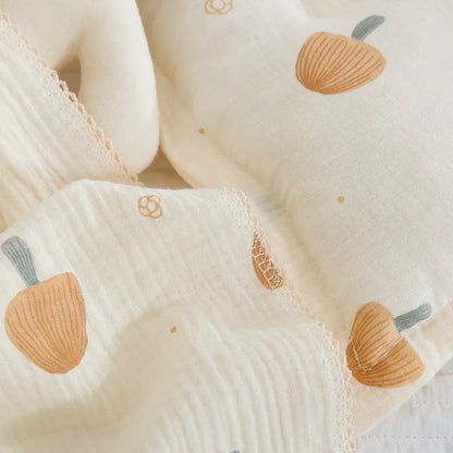 Large Muslin Baby Blanket, 150 x 120 cm Two-Layer Cotton Receiving Wrap with Floral Prints and Decorative Scalloped Edges for Supervised Cuddles