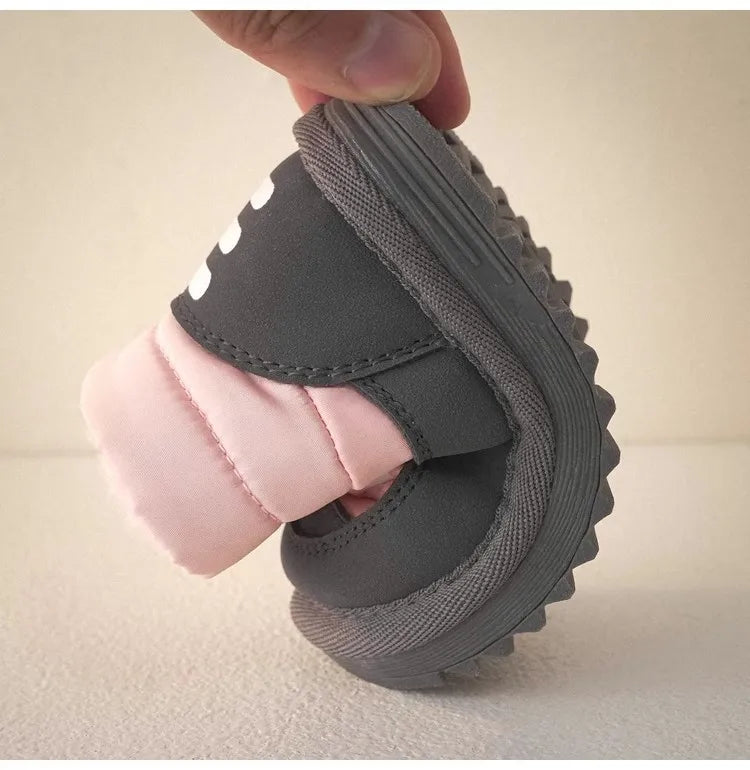 Plush-Lined Kids Snow Boots with Side Zippers and Chunky Platform Soles, Boys and Girls Winter Ankle Boots in Pink, Black and Ivory