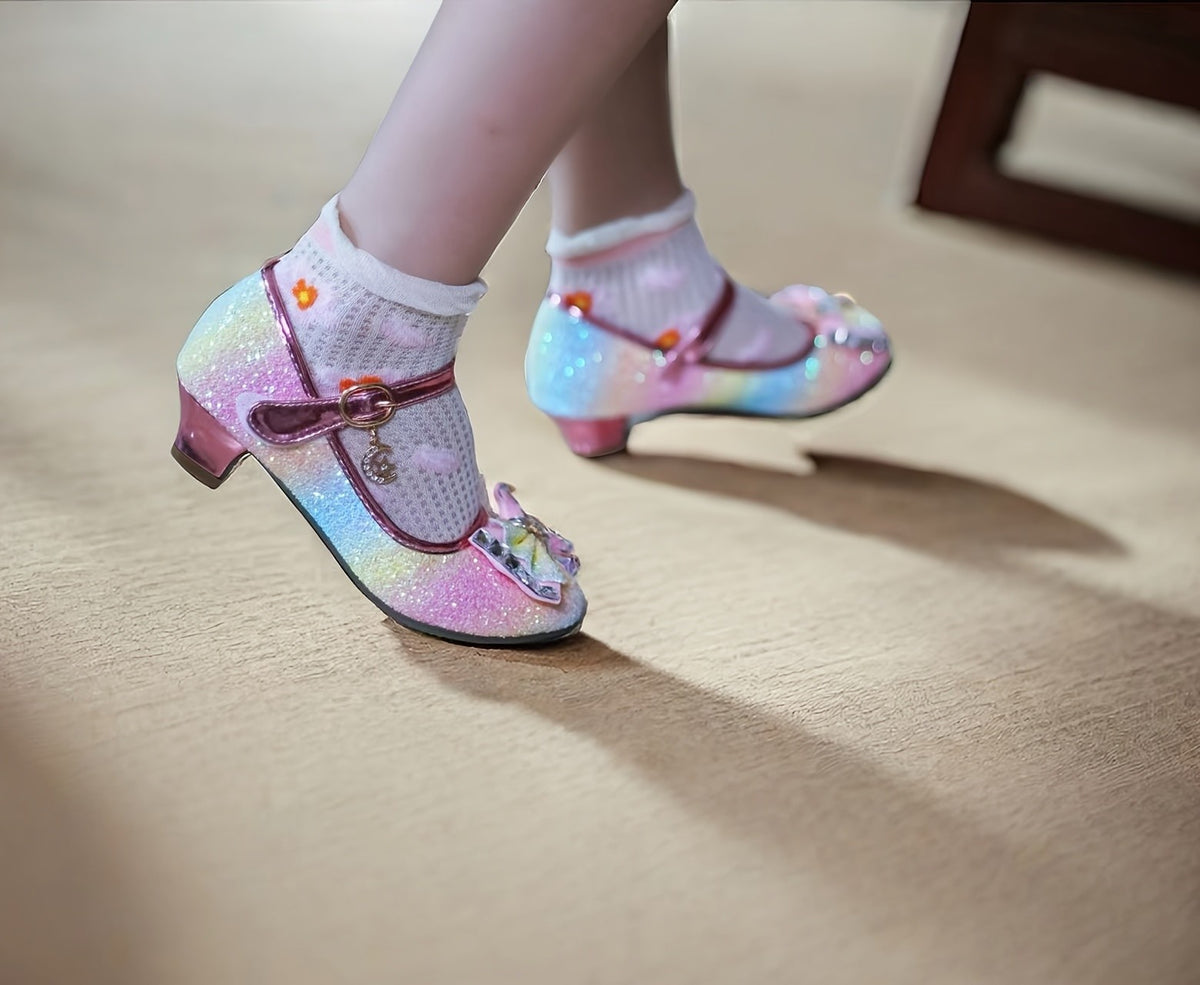 Girls Iridescent Dress Shoes with Bow and Heart Charm, Sparkly Round-Toe Heels with Hook-and-Loop Strap for Weddings, Parties and Performances