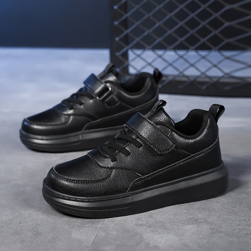 Kids Black Running Sneakers with Breathable Mesh Upper and Lightweight EVA Midsole, Low-Top Athletic Shoes for Daily Play and Casual Outings